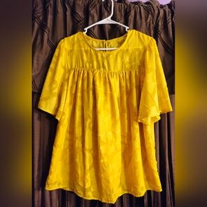 Yellow short sleeve dress shirt